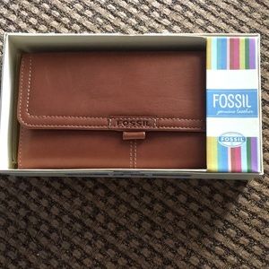 Fossil wallet